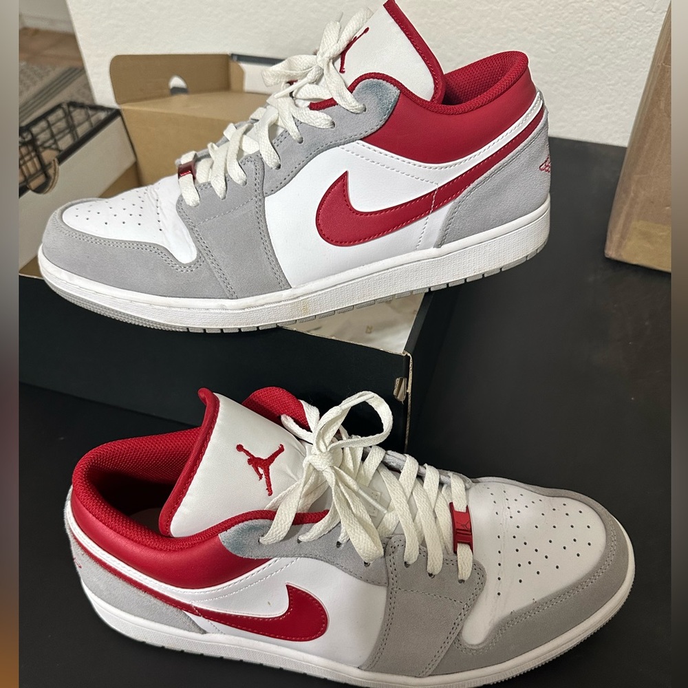 Jordan 1 Low (SIZE 13)